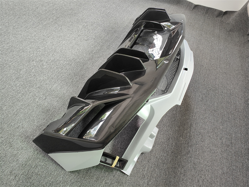 Model Kit Lamborghini - Lamborghini LP700 ve SVJ Modelleri için